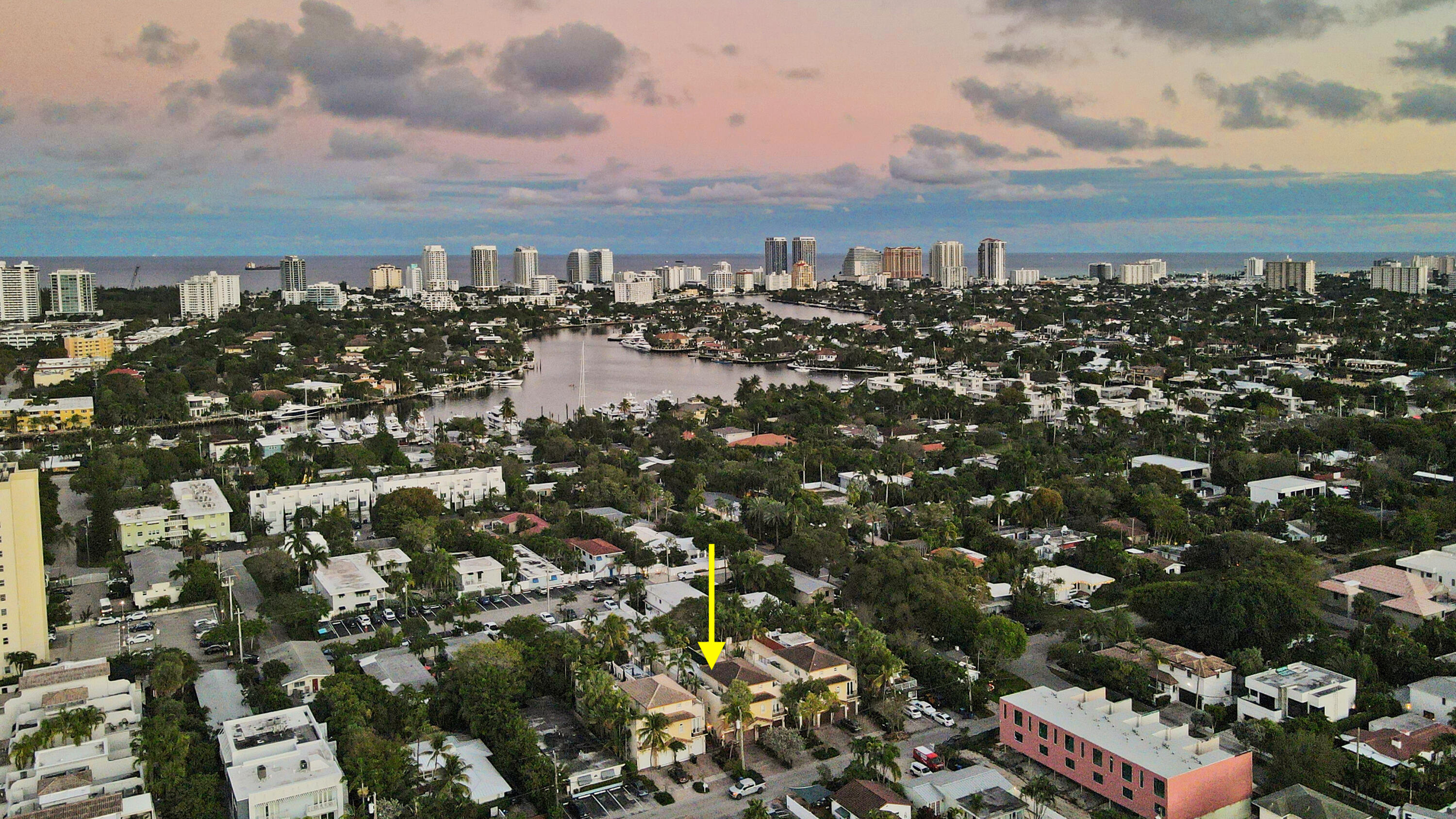 814 N Victoria Park Road