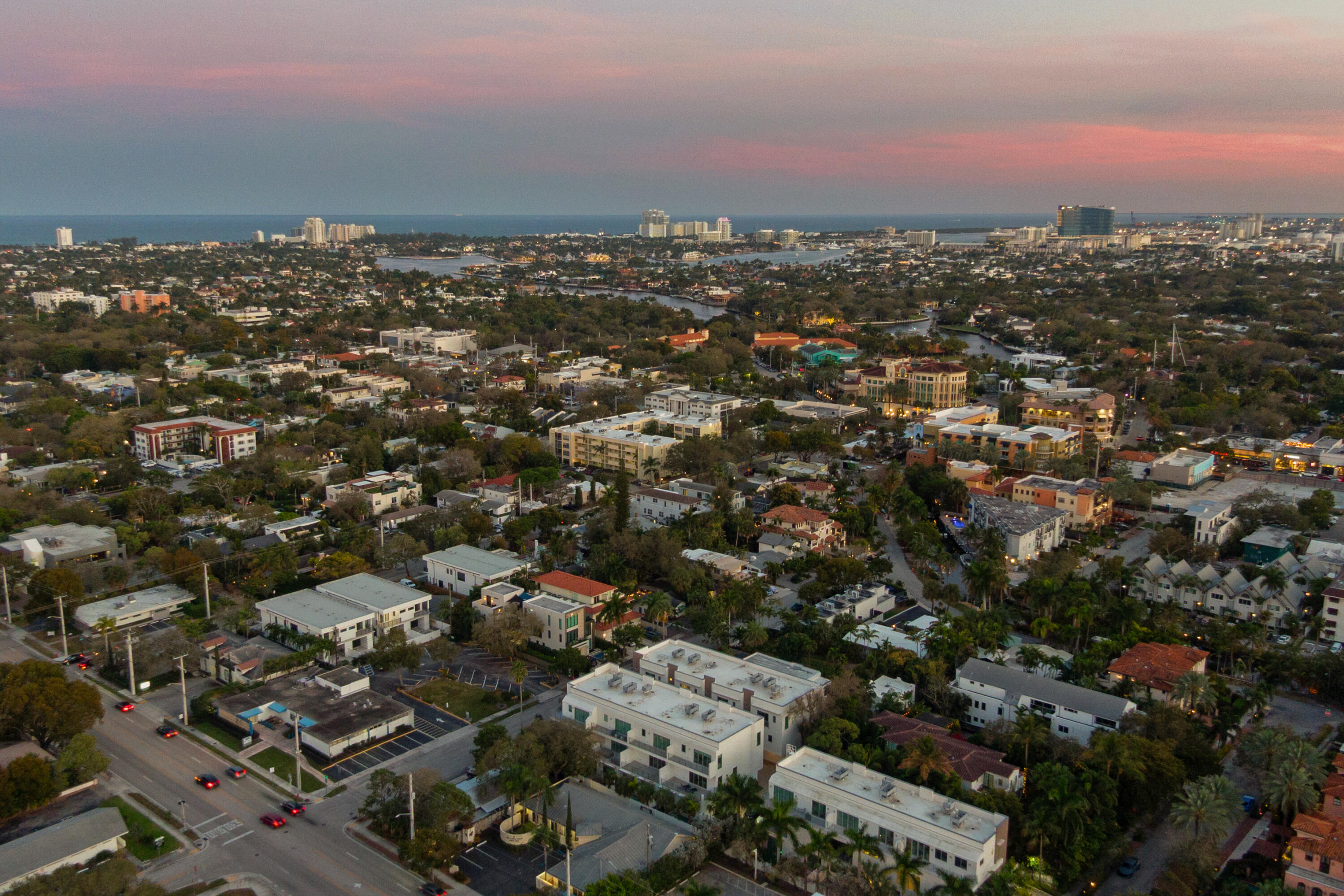 15 SE 11th Avenue