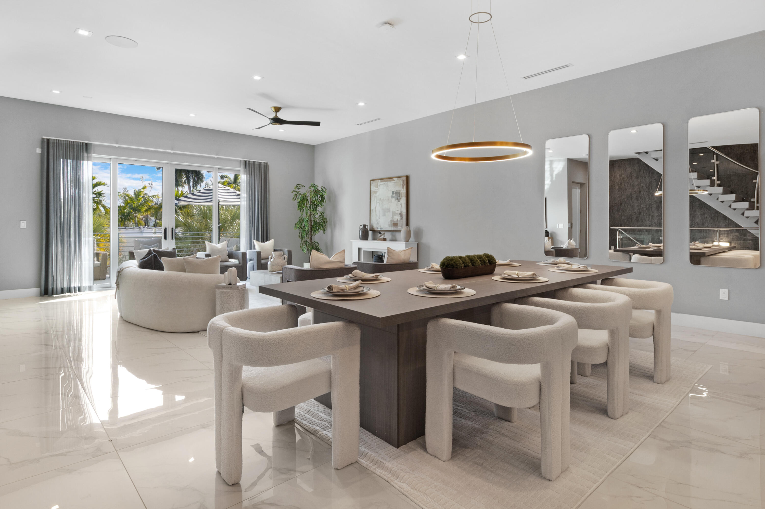 15 SE 11th Avenue