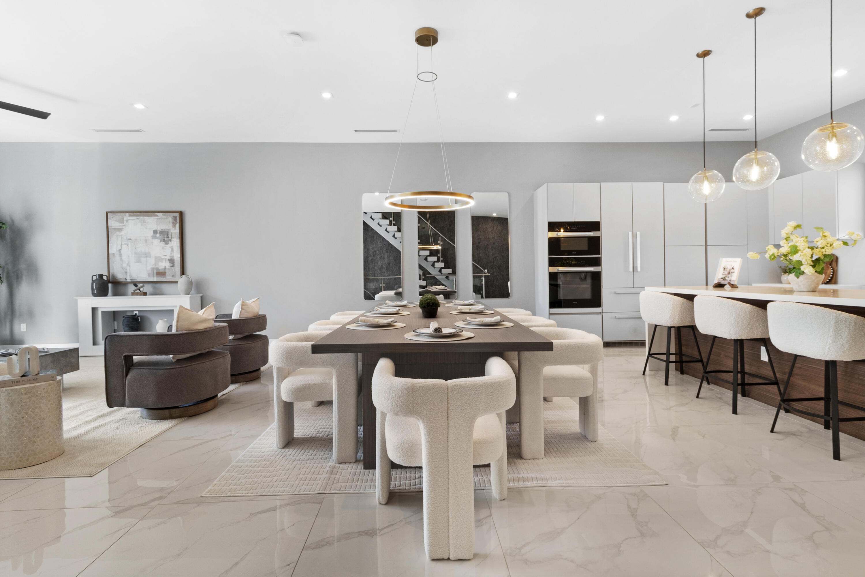 15 SE 11th Avenue