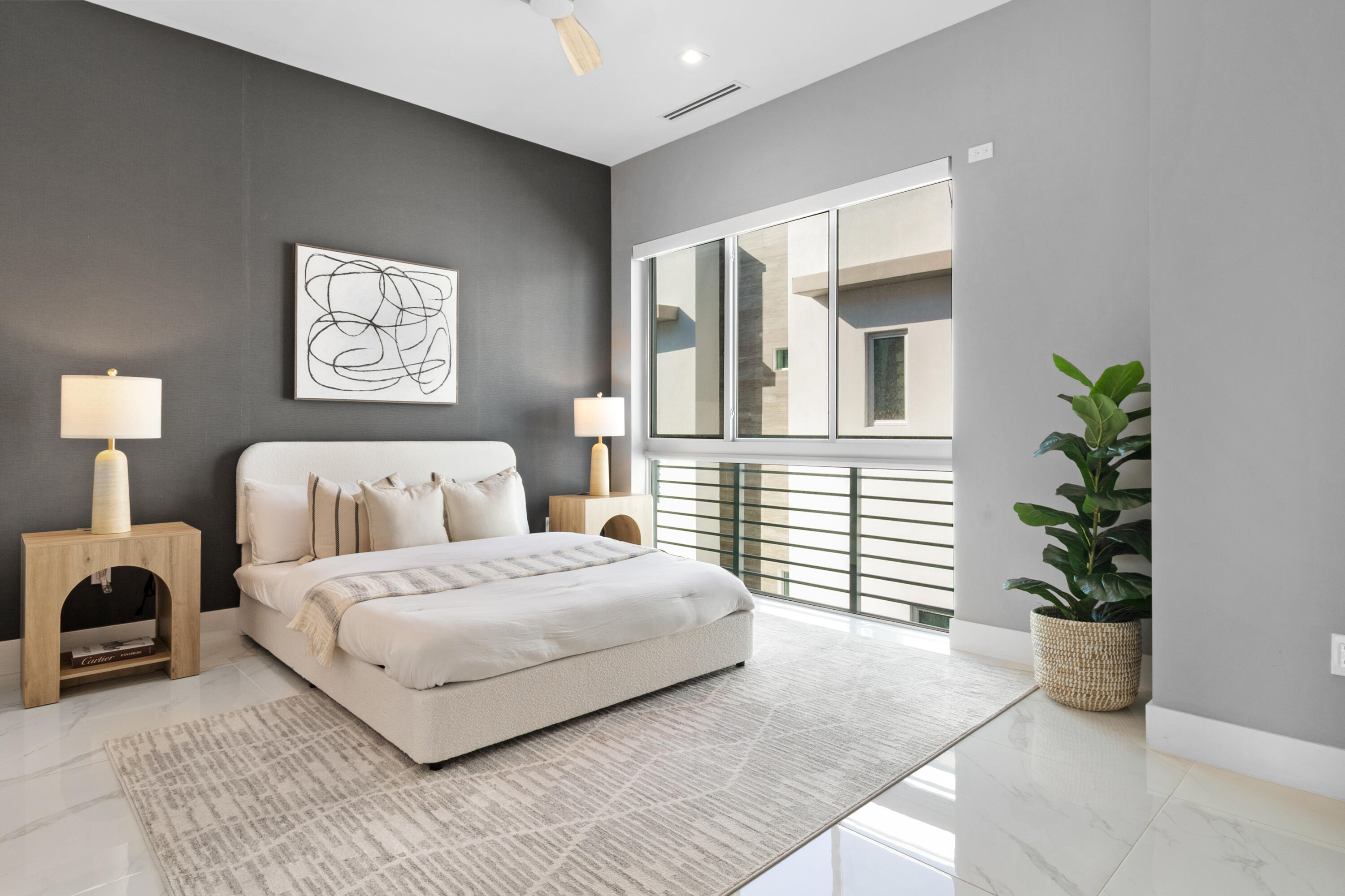 15 SE 11th Avenue