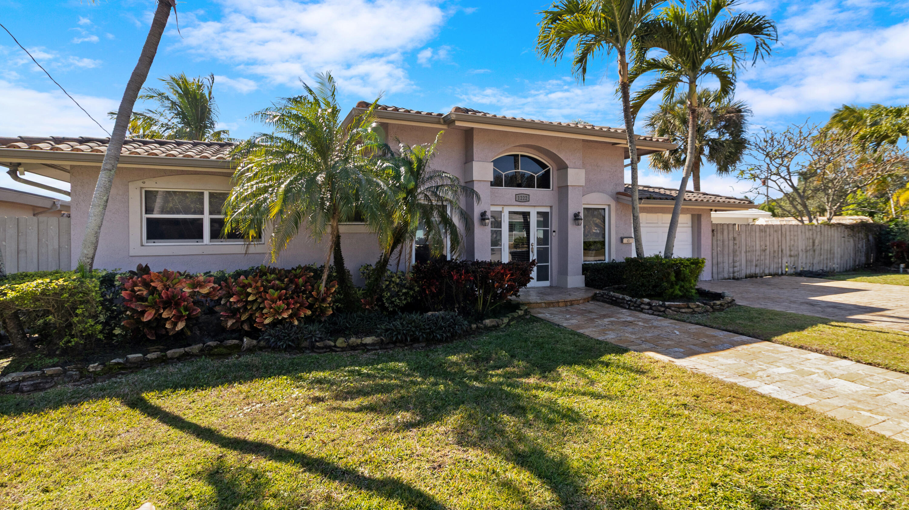 1222 SE 5th Court