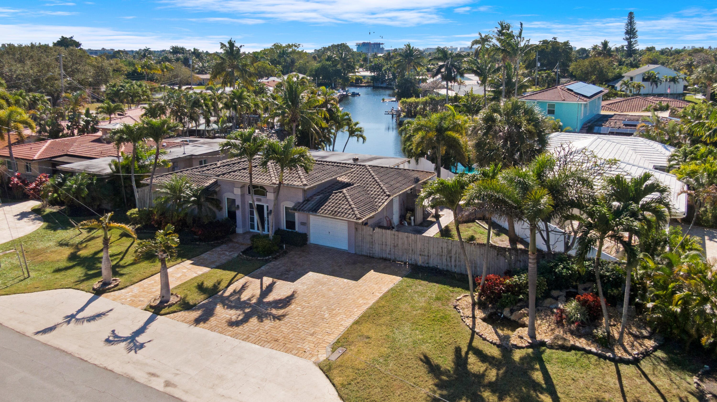1222 SE 5th Court