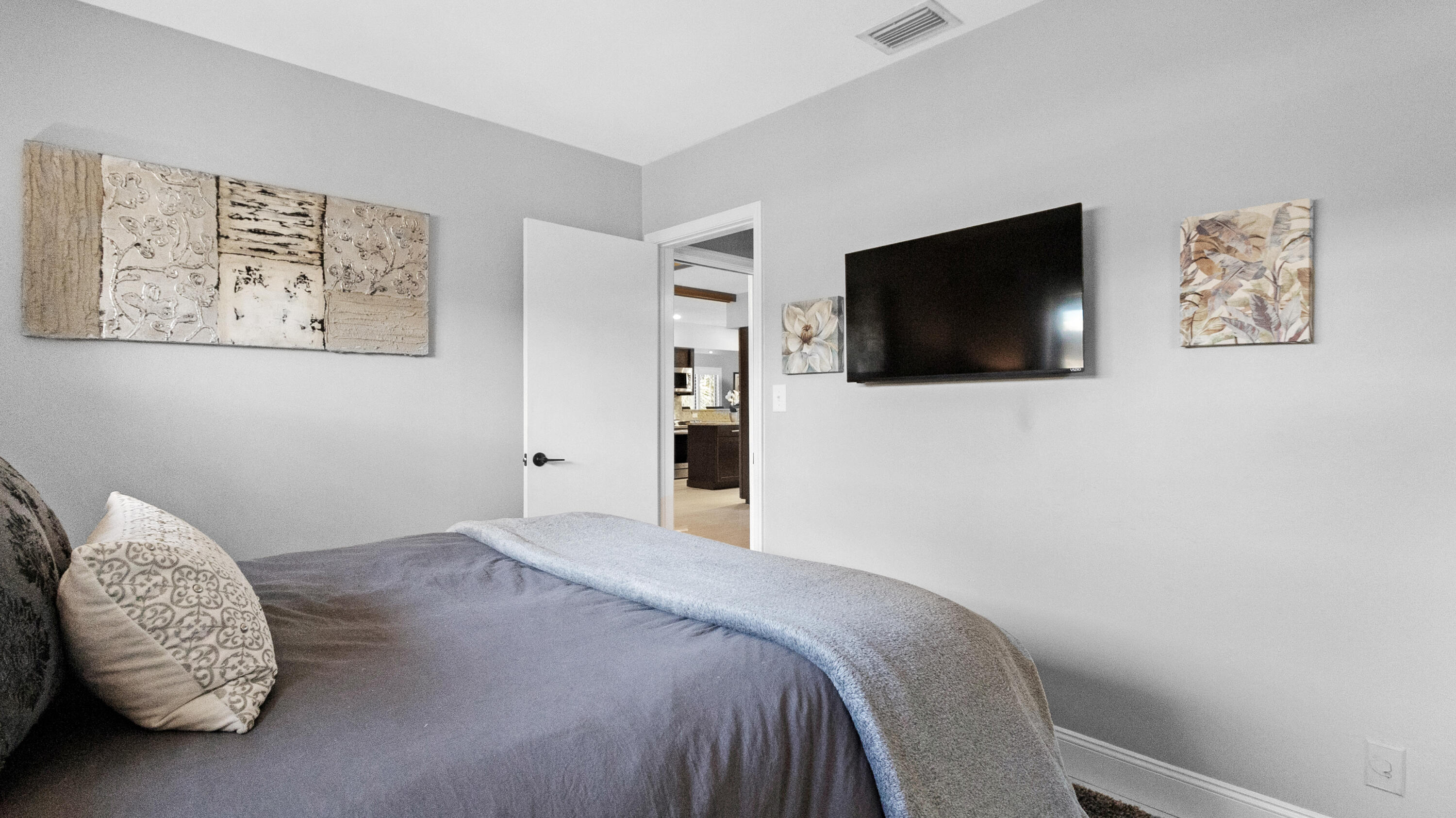 21 SE 14th Street