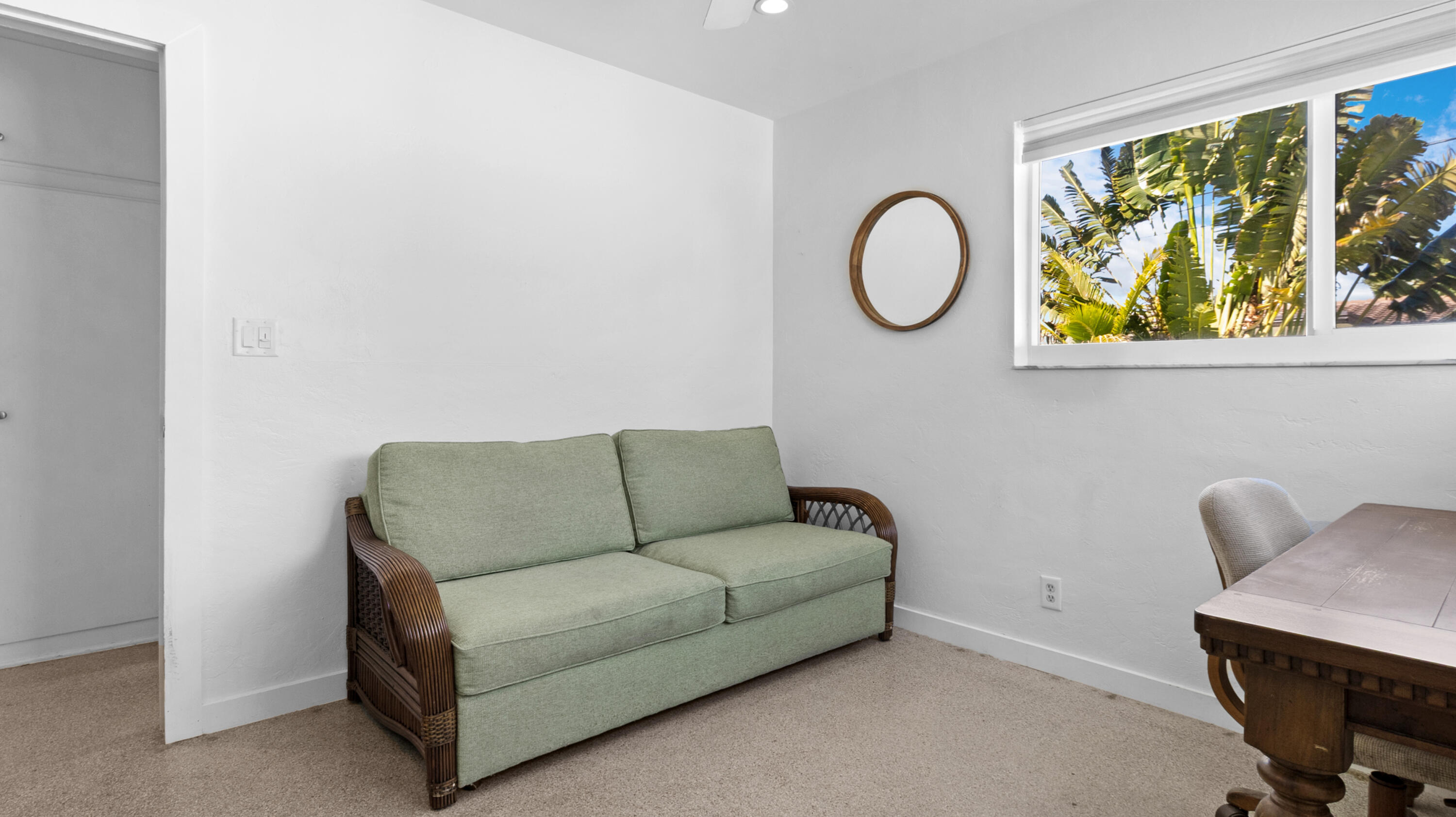 909 SE 16th Place