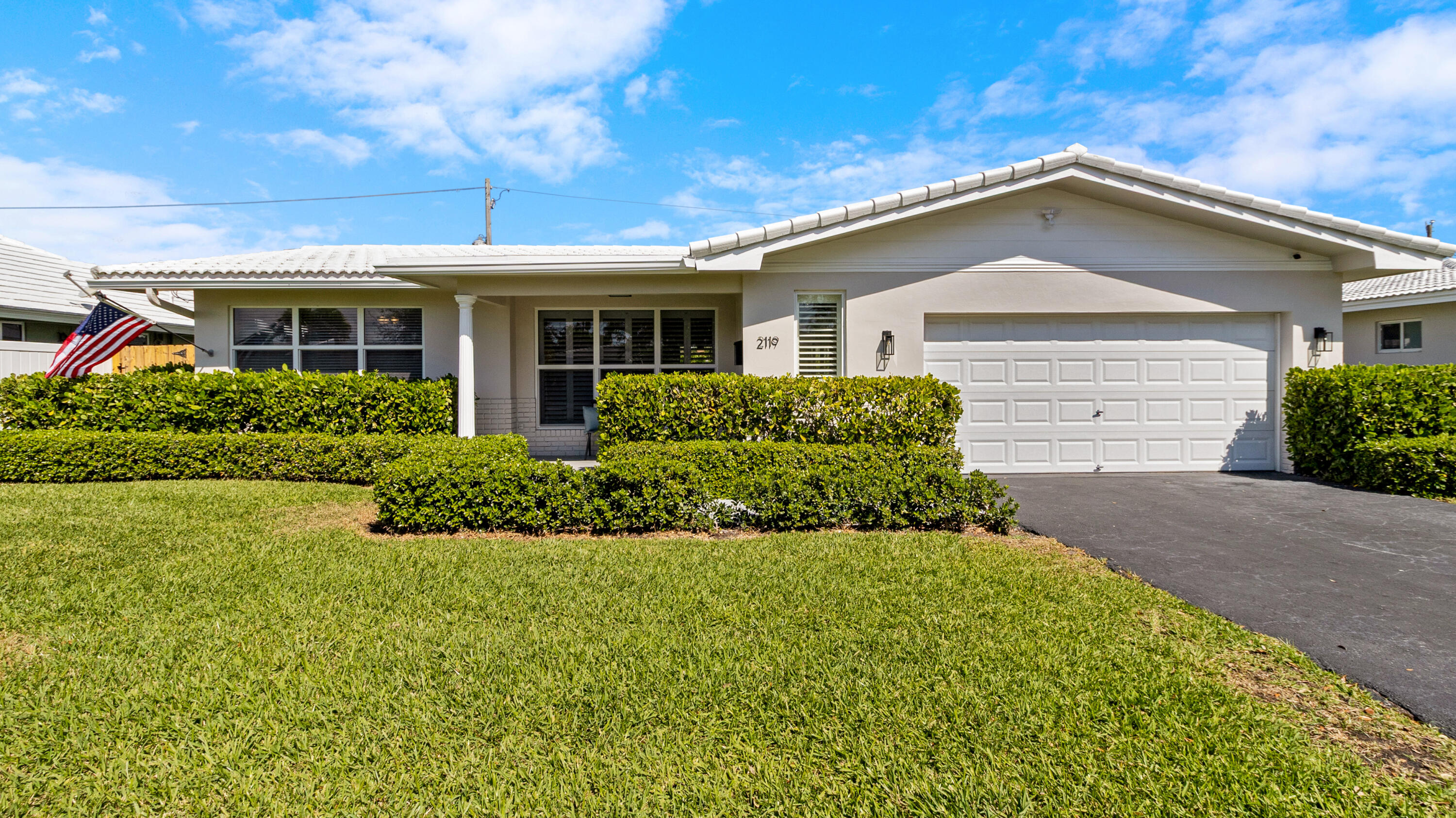 2119 NE 56th Place