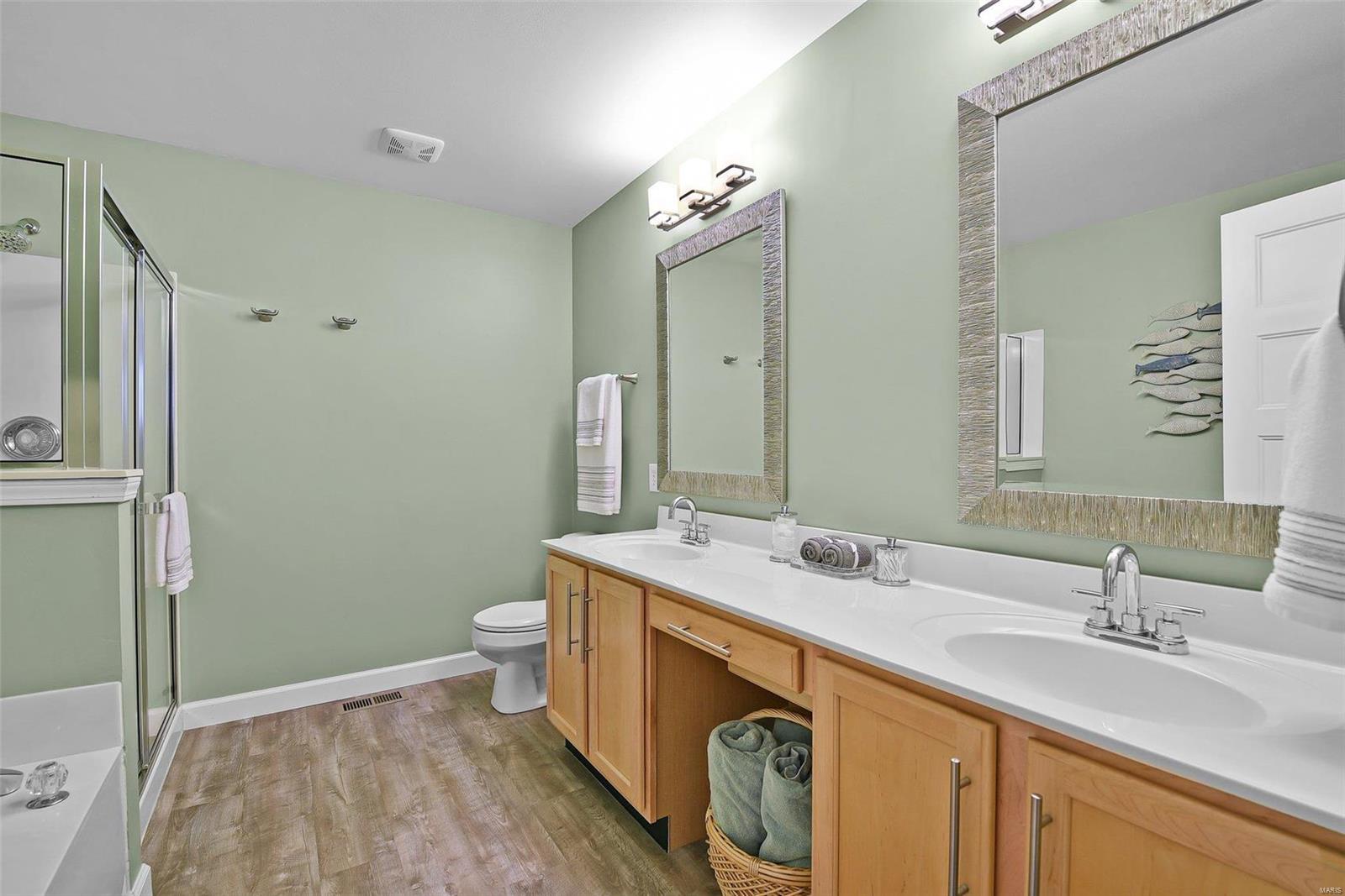 949 Rolling Thunder Drive