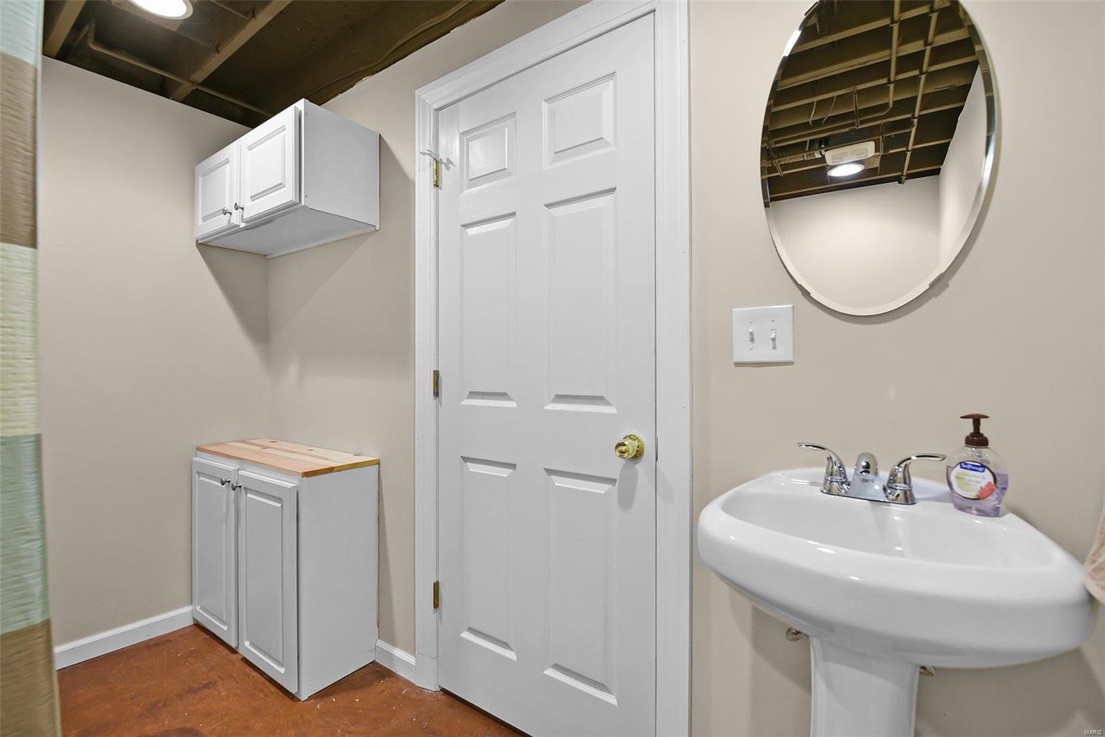 949 Rolling Thunder Drive