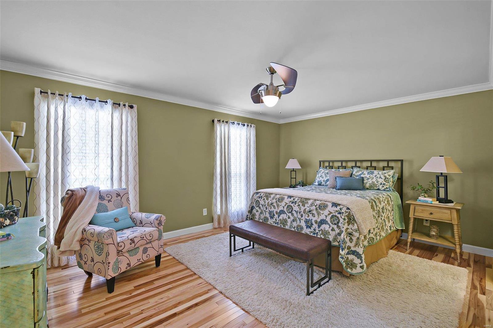 949 Rolling Thunder Drive