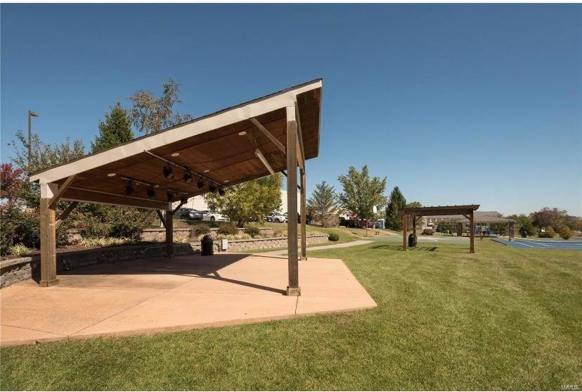 949 Rolling Thunder Drive