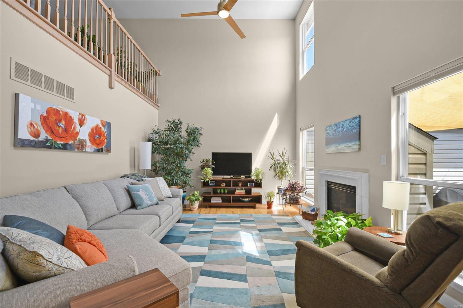 949 Rolling Thunder Drive