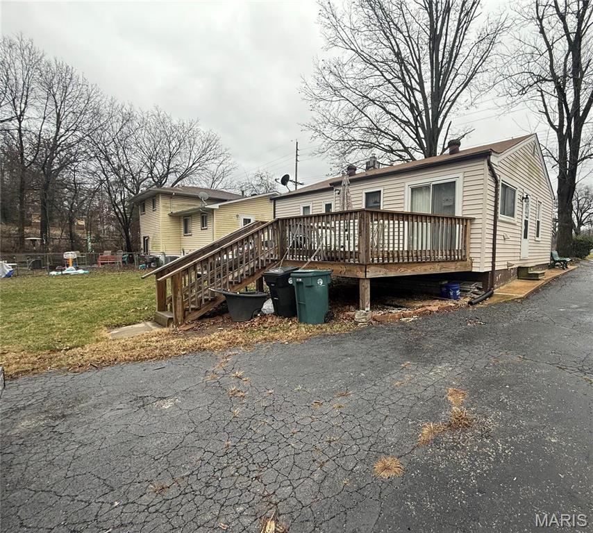 320 Geyer Road