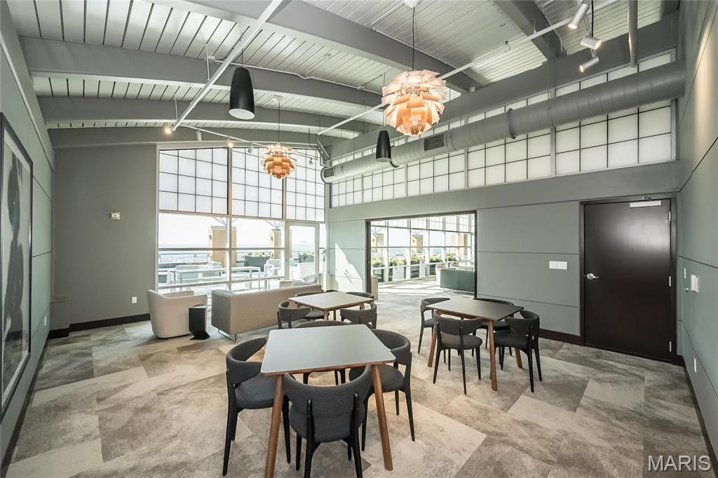 8025 Maryland Avenue Unit: 5G