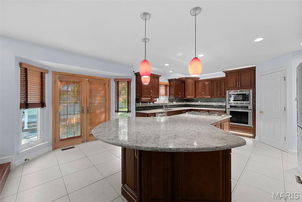103 Meadowgate Court