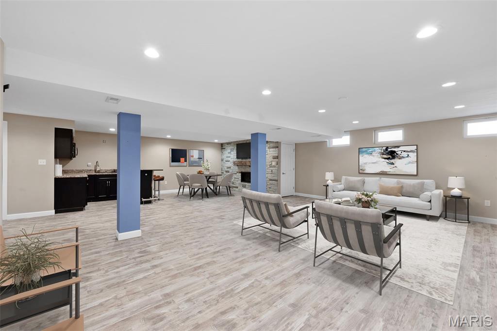 103 Meadowgate Court