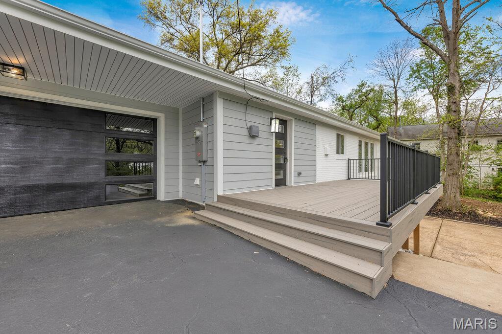 6 Cedar Crest