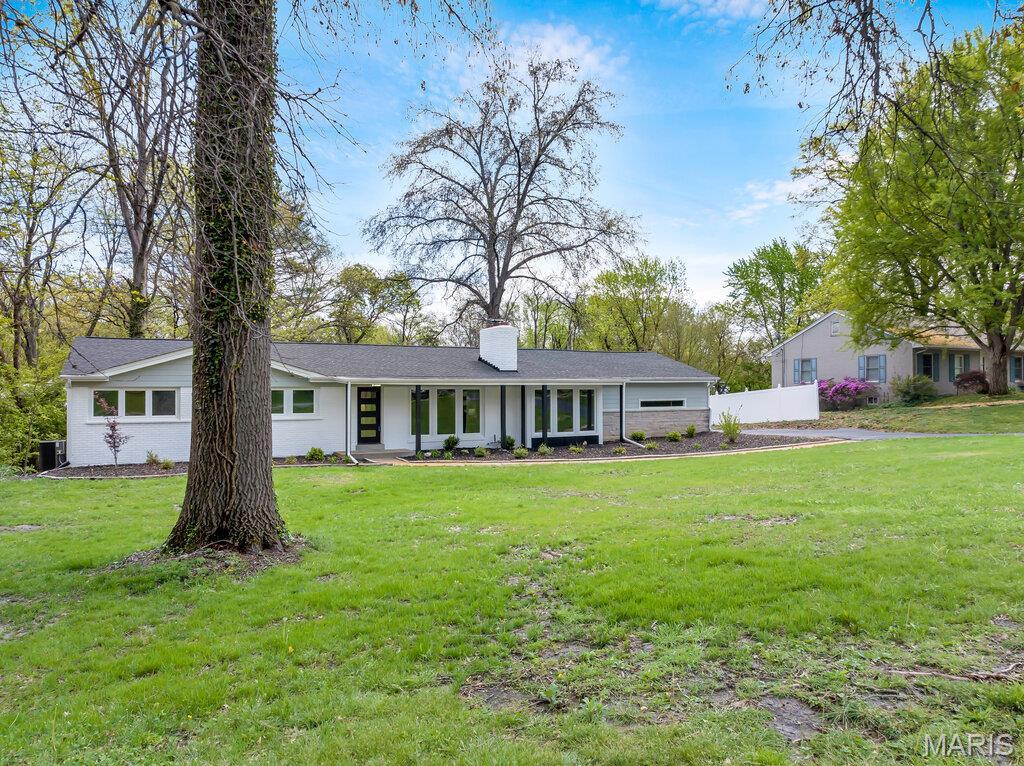 6 Cedar Crest