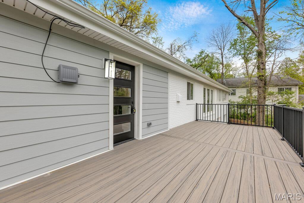 6 Cedar Crest