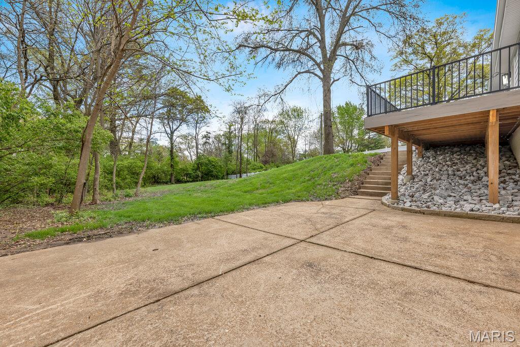 6 Cedar Crest
