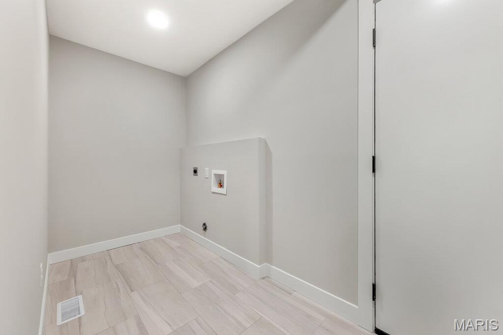 6 Cedar Crest