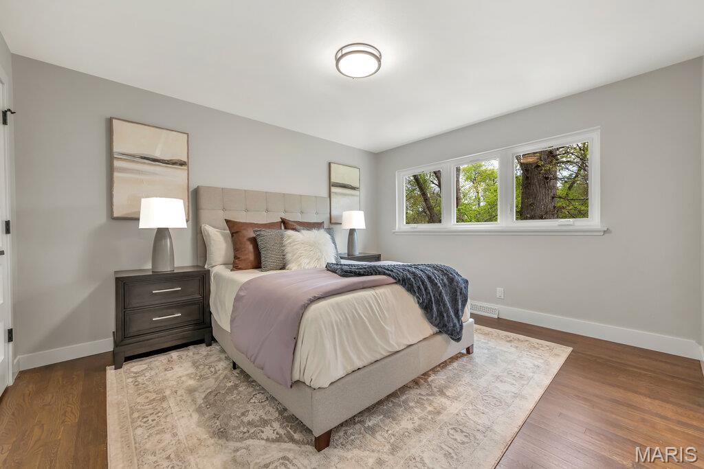 6 Cedar Crest