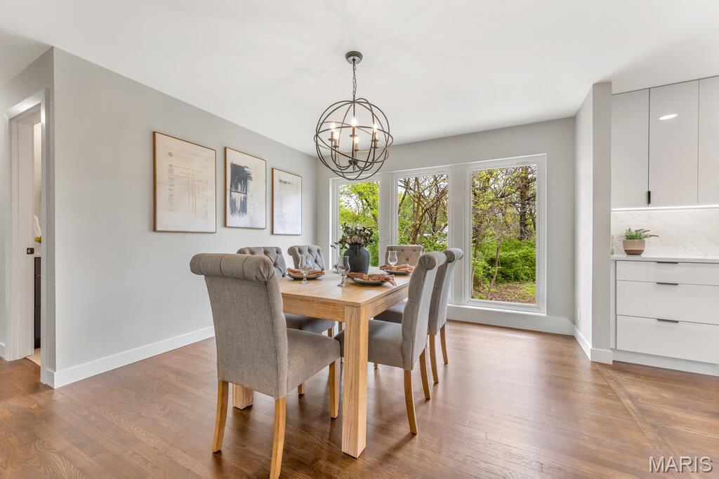 6 Cedar Crest