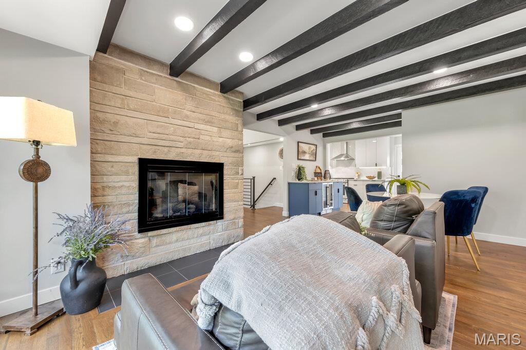 6 Cedar Crest