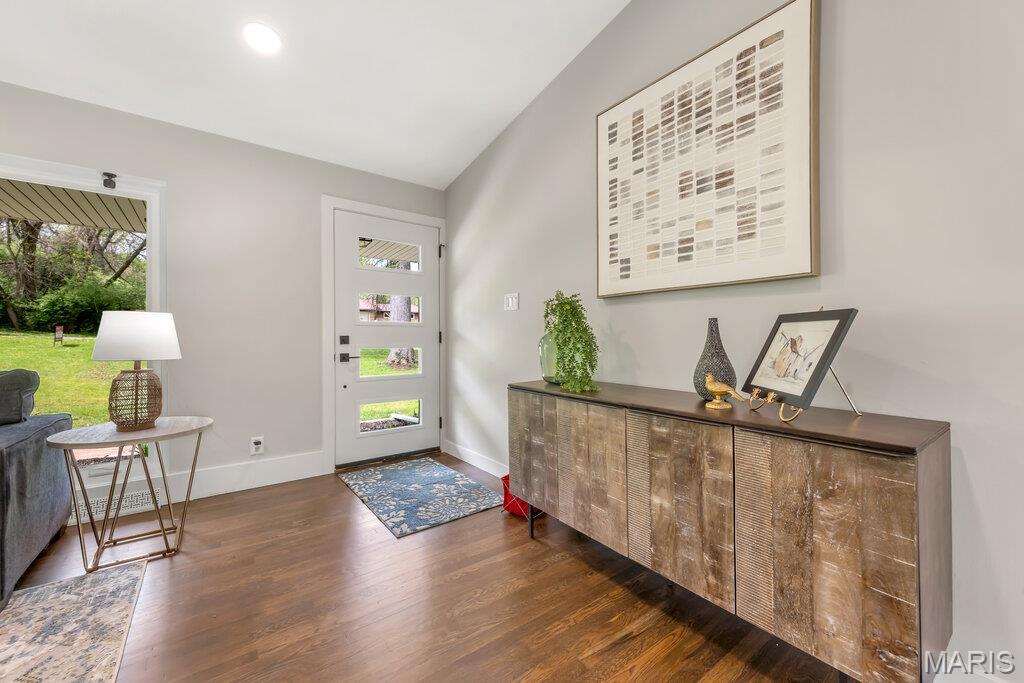 6 Cedar Crest