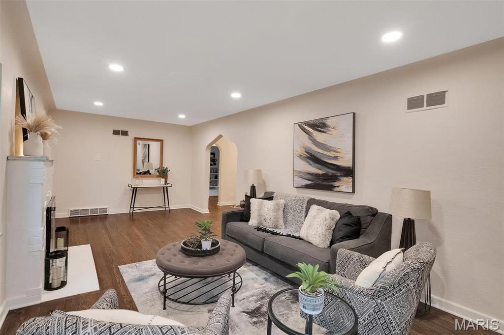 9866 Berwick Drive