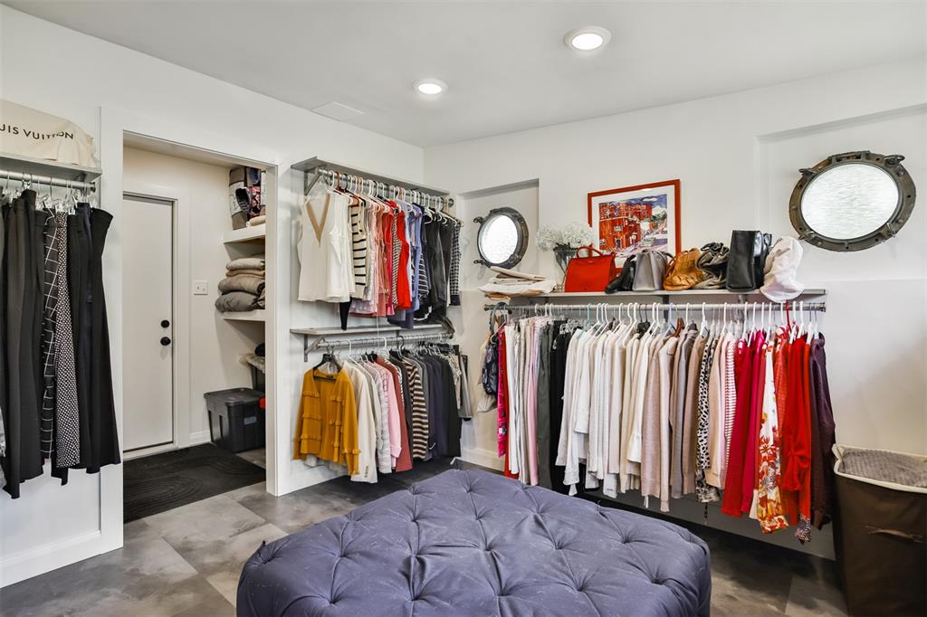 802 Cheviot Court