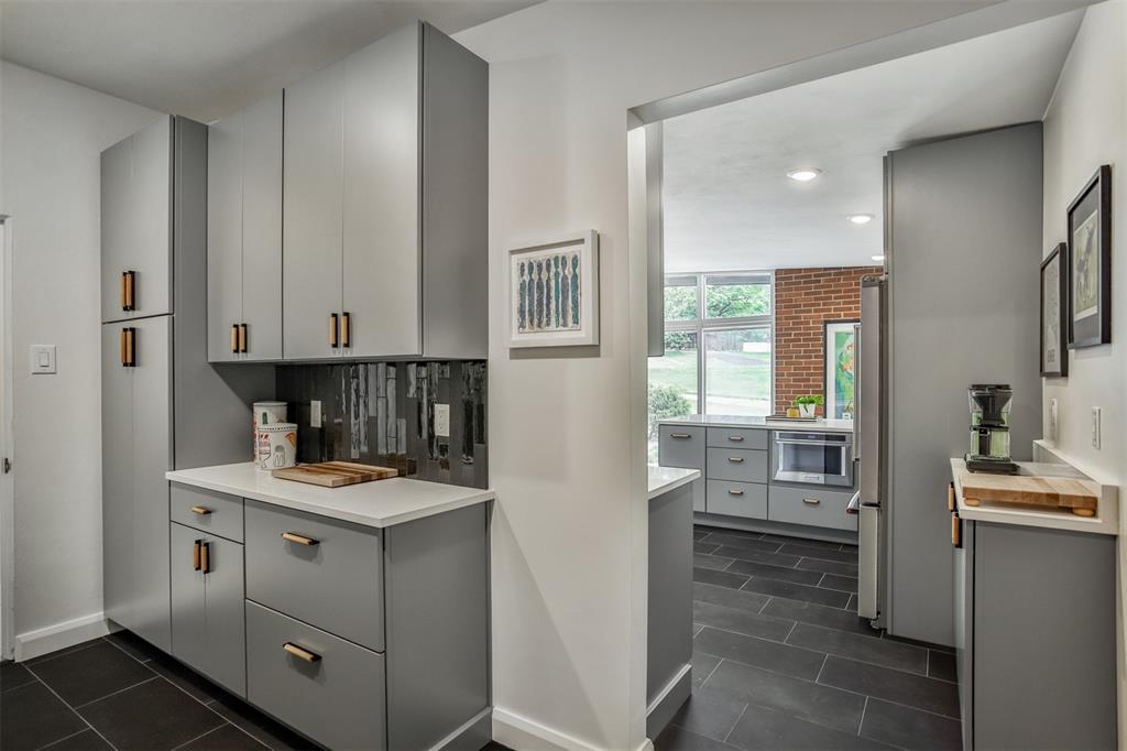 802 Cheviot Court