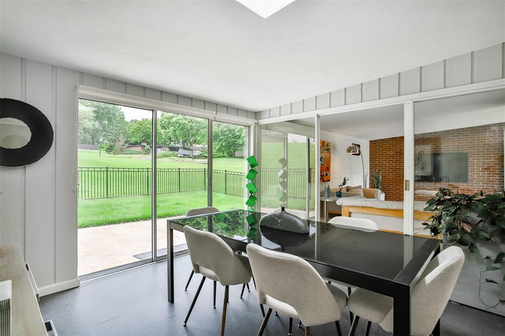 802 Cheviot Court