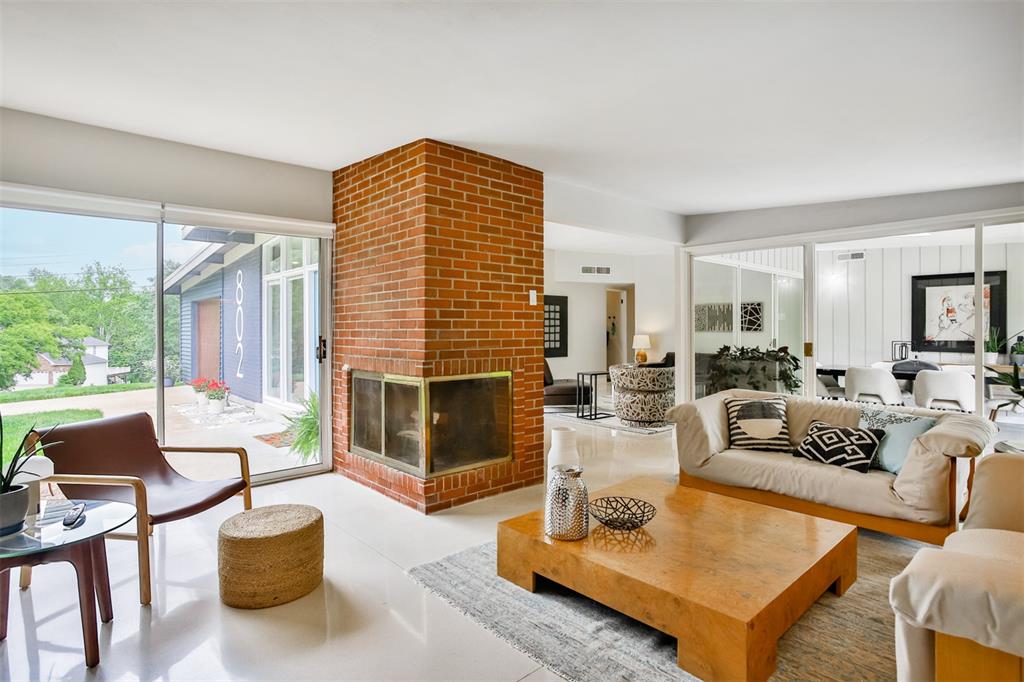 802 Cheviot Court