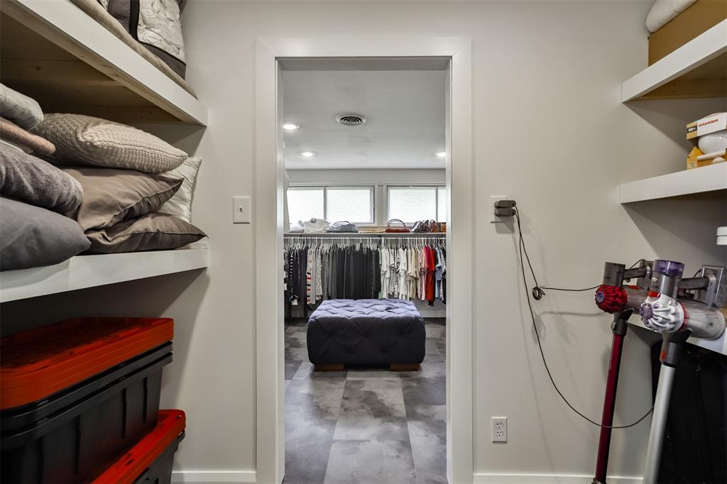 802 Cheviot Court