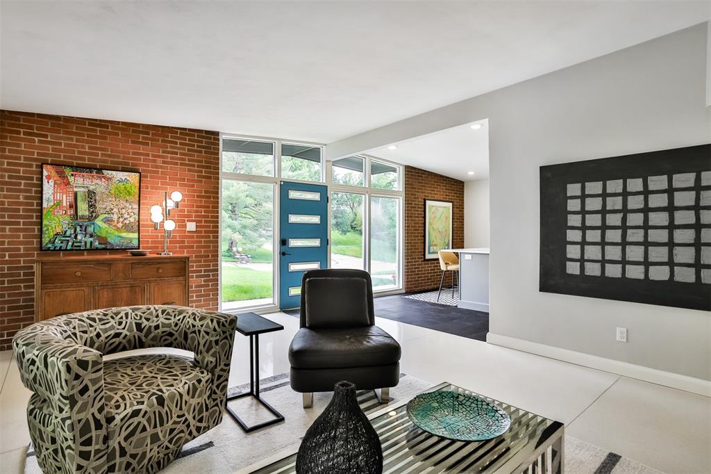 802 Cheviot Court
