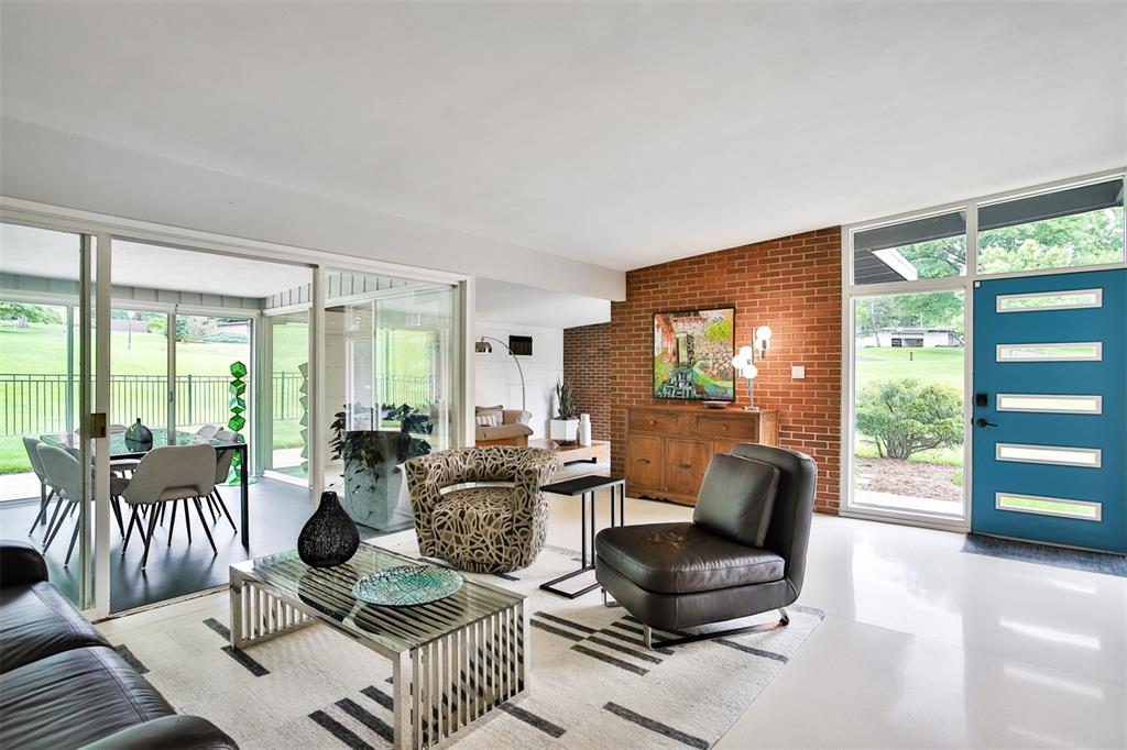 802 Cheviot Court
