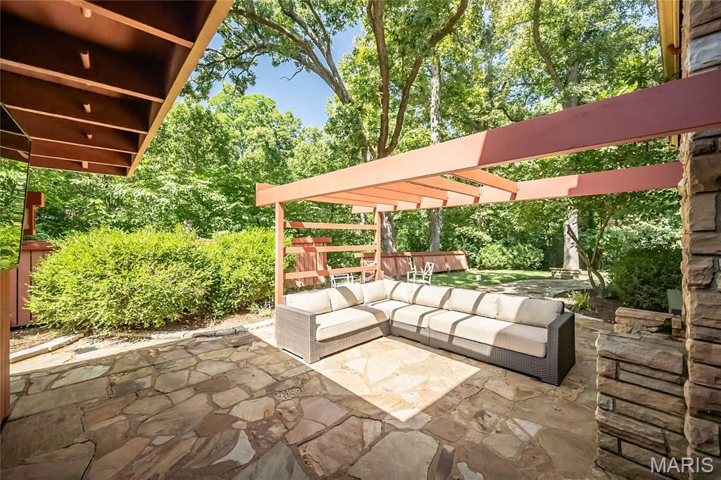 1418 Shands Court