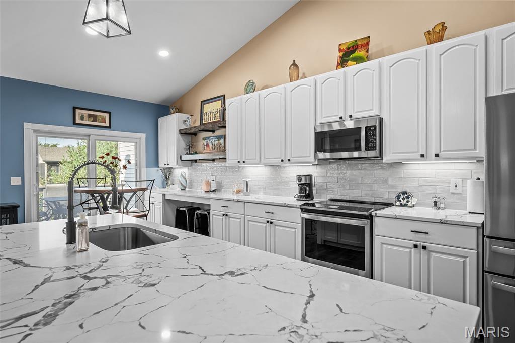 1544 Ridgepointe Place Drive Unit: 174