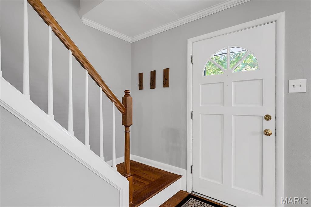 1112 Des Peres Avenue