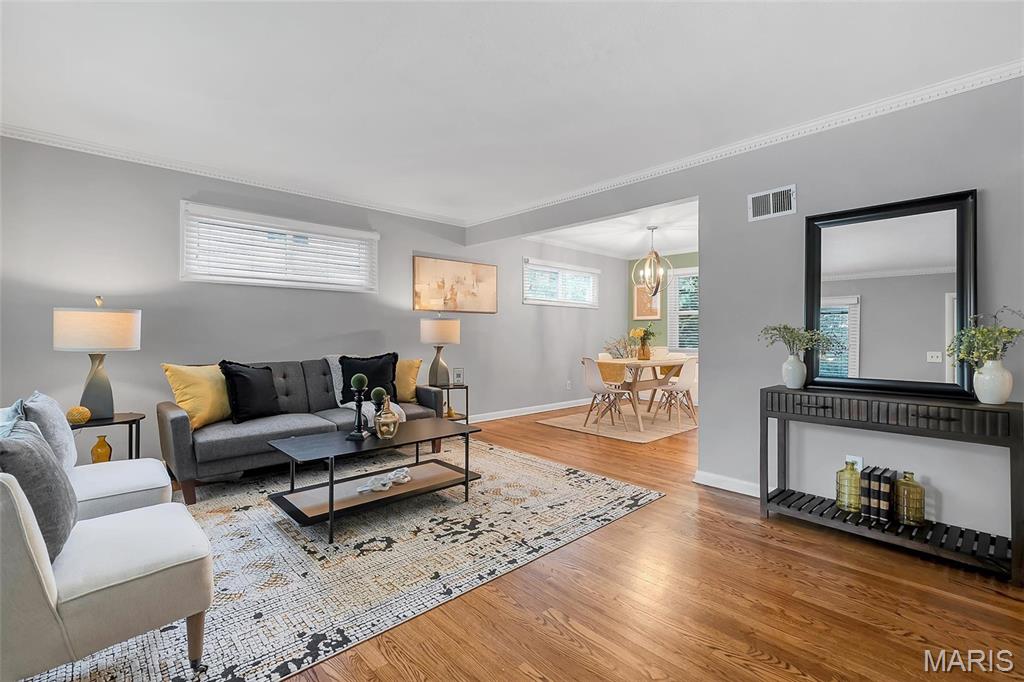 1112 Des Peres Avenue