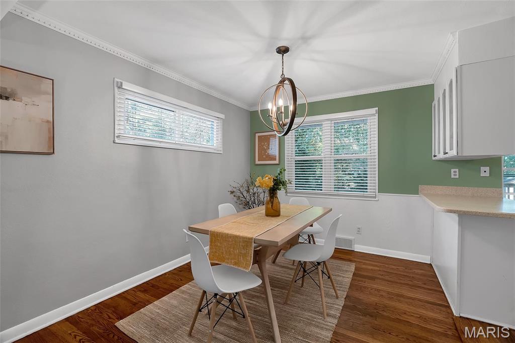 1112 Des Peres Avenue