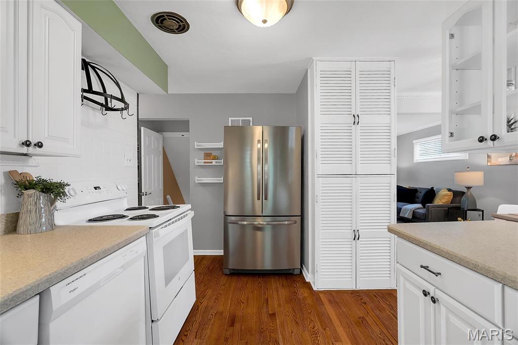 1112 Des Peres Avenue