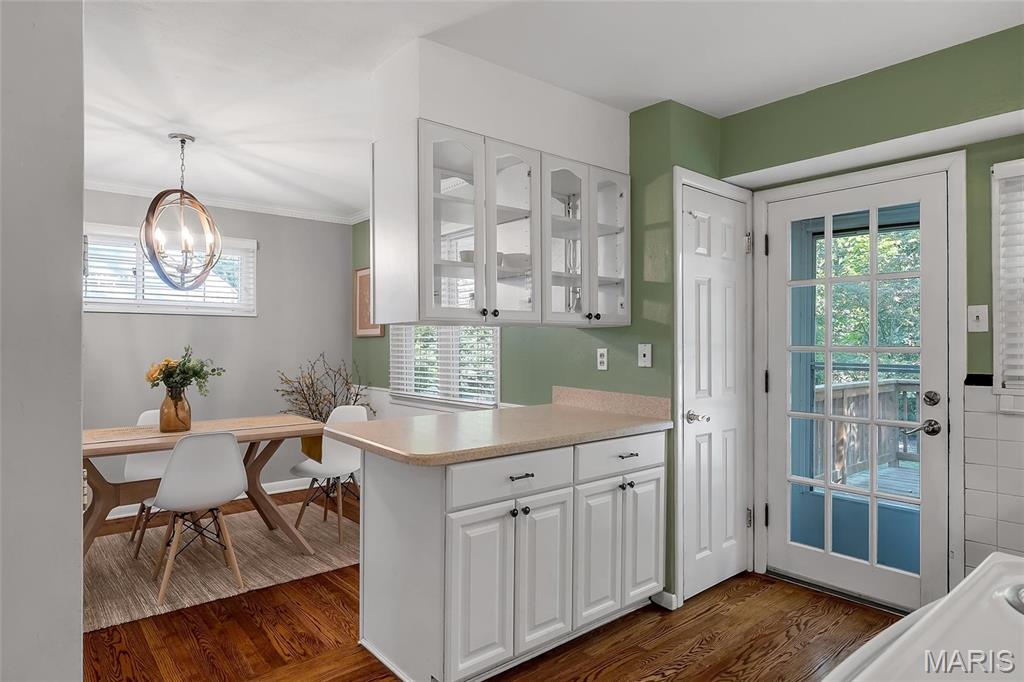 1112 Des Peres Avenue