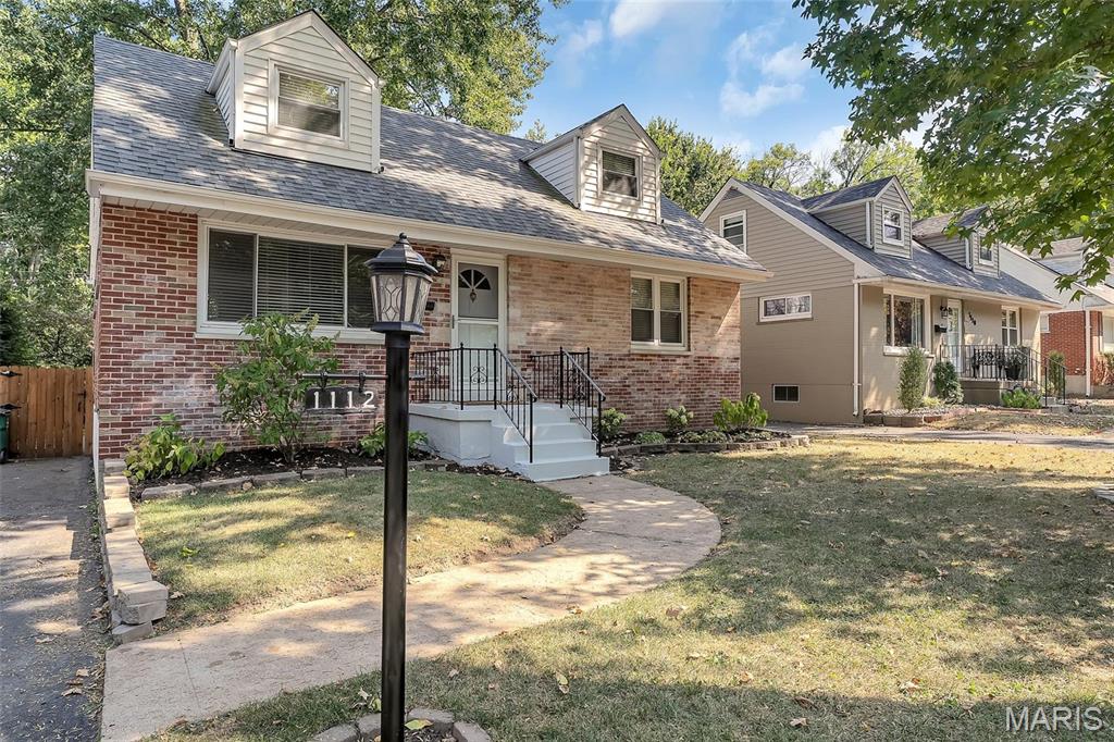 1112 Des Peres Avenue