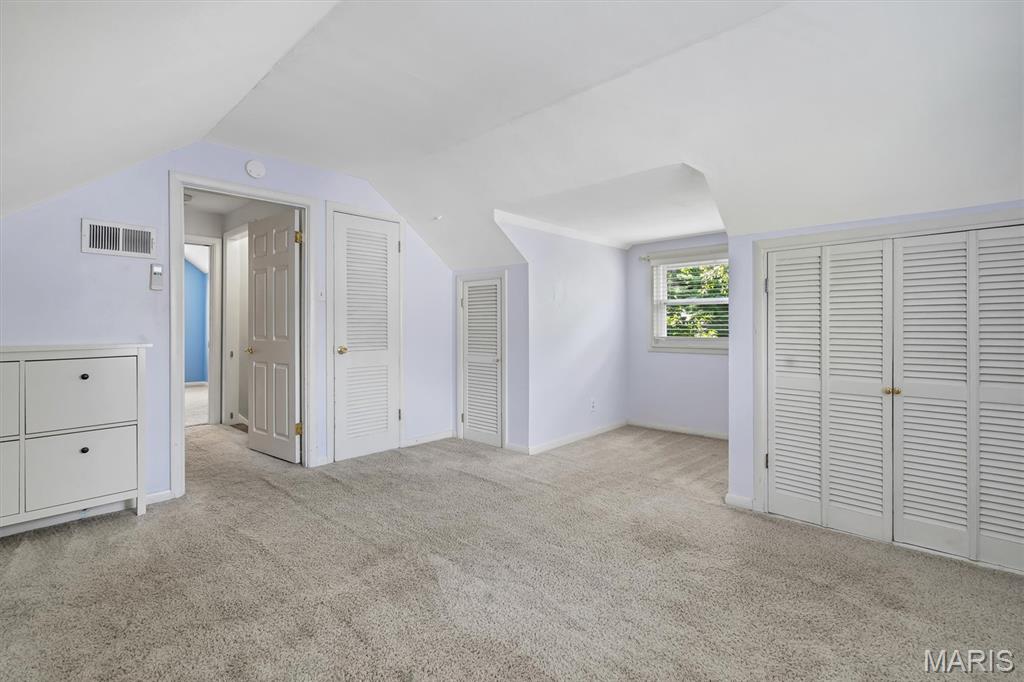 1112 Des Peres Avenue