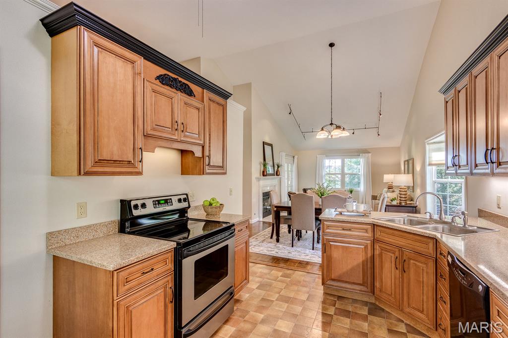 7366 Westover Colonial Lane