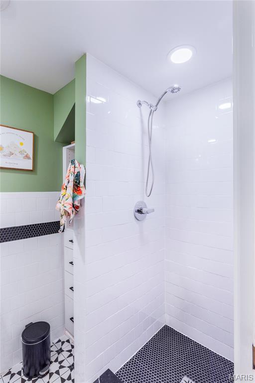 680 Craigwoods Drive