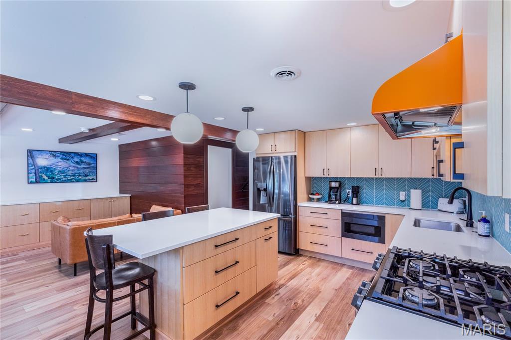 680 Craigwoods Drive