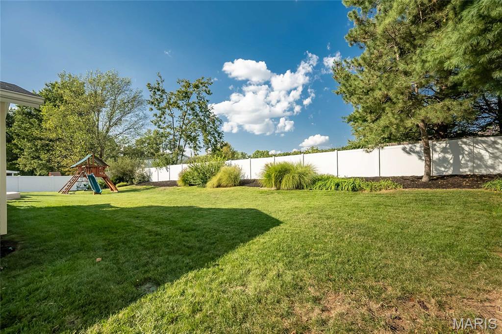 925 Camargo Drive