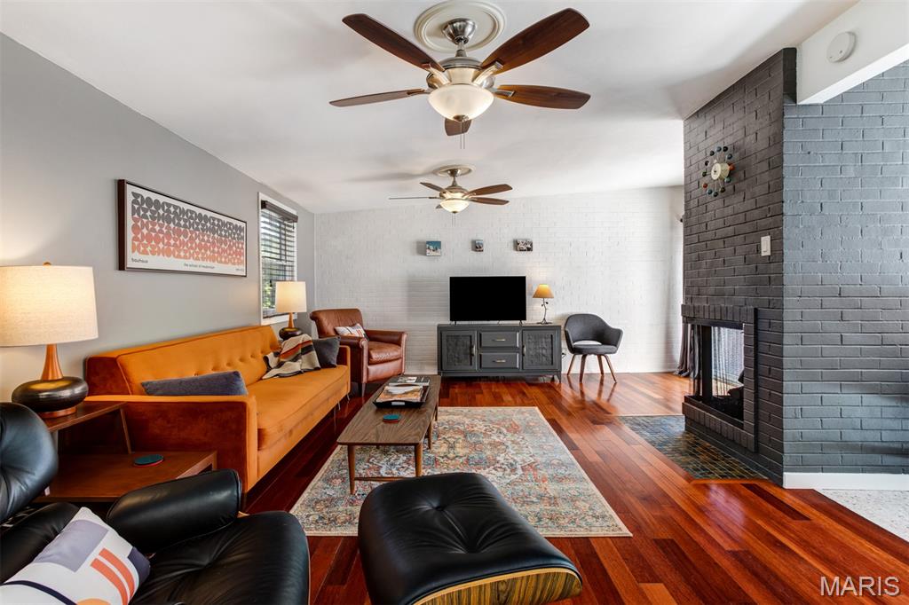 709 Cheviot Court